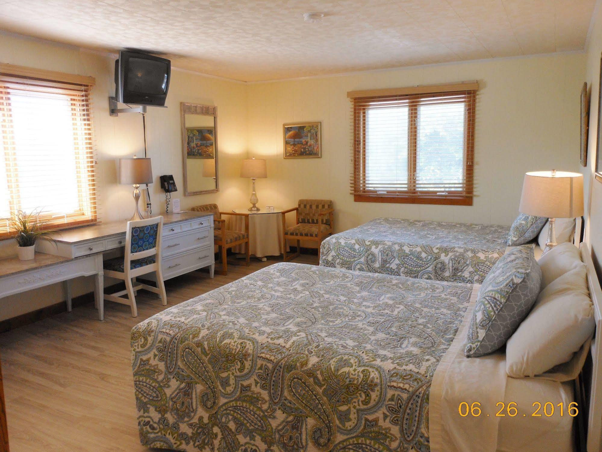 Cape Pines Motel Buxton Luaran gambar